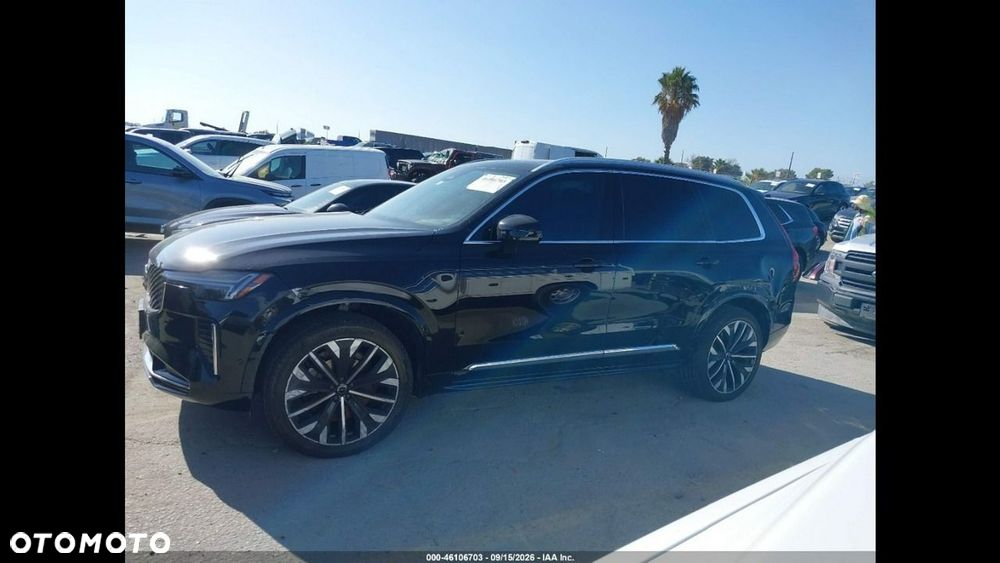 Volvo XC 90 - 8