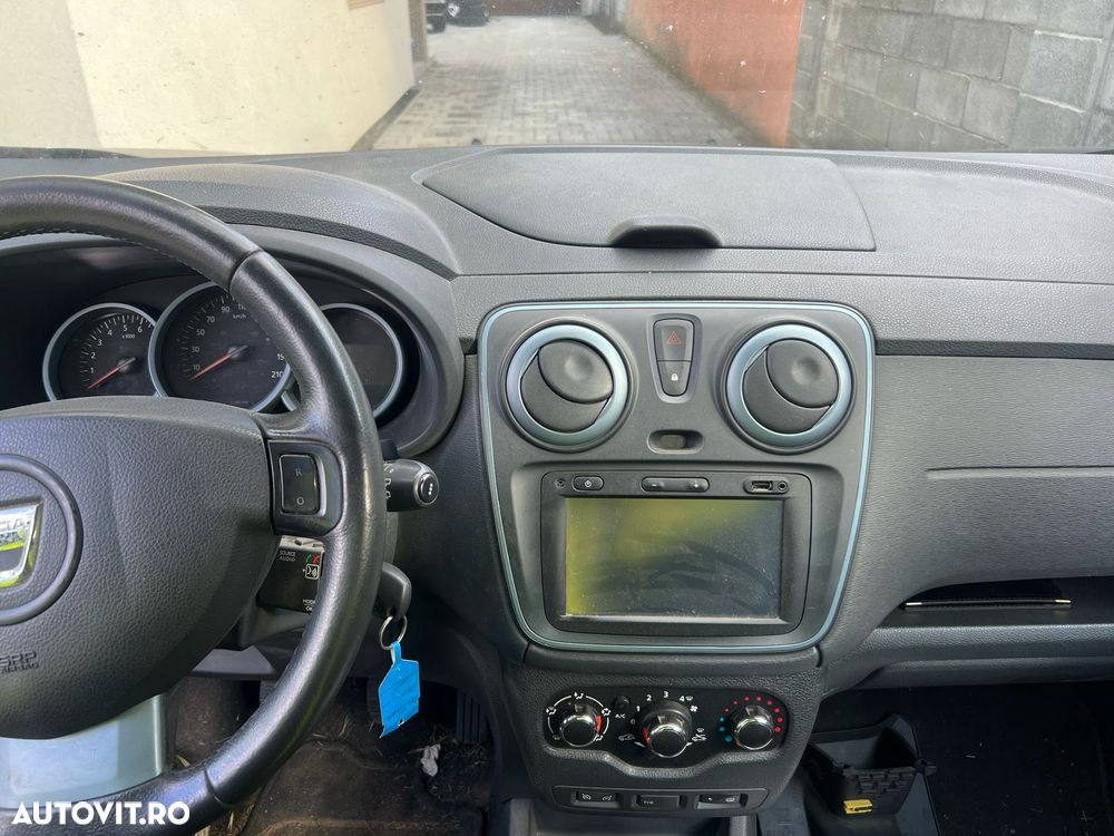 Dacia Lodgy 1.5 dCi Stepway - 6