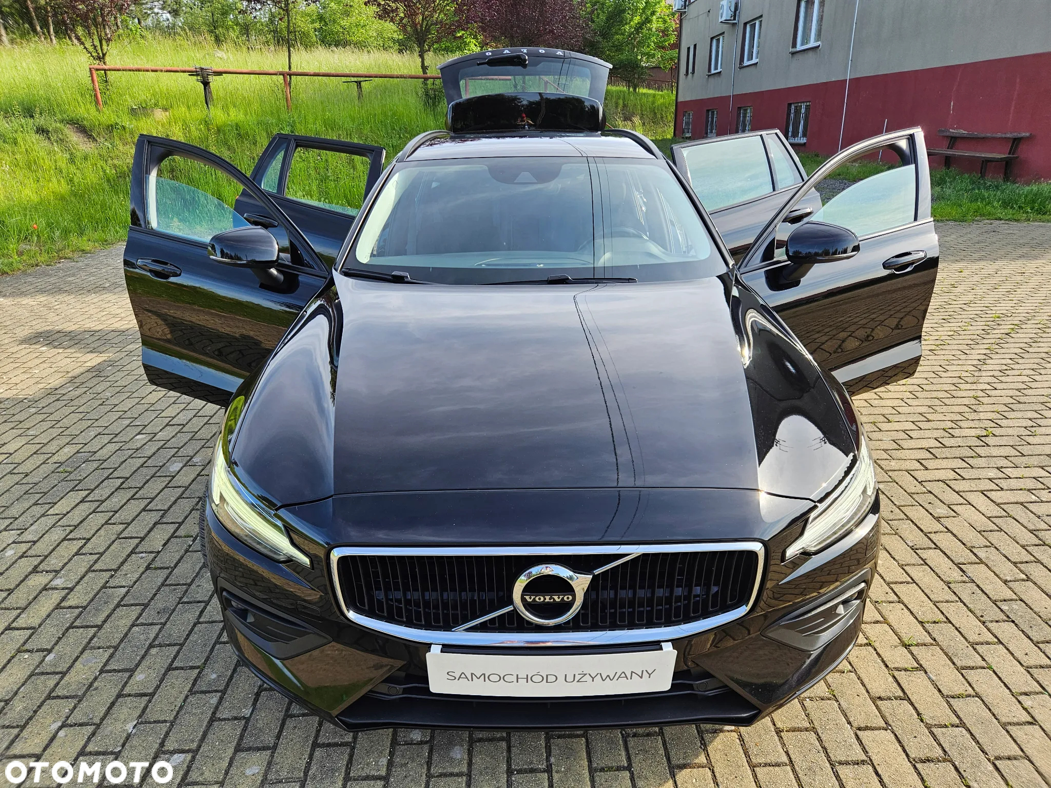 Volvo V60 D4 Momentum Pro - 34