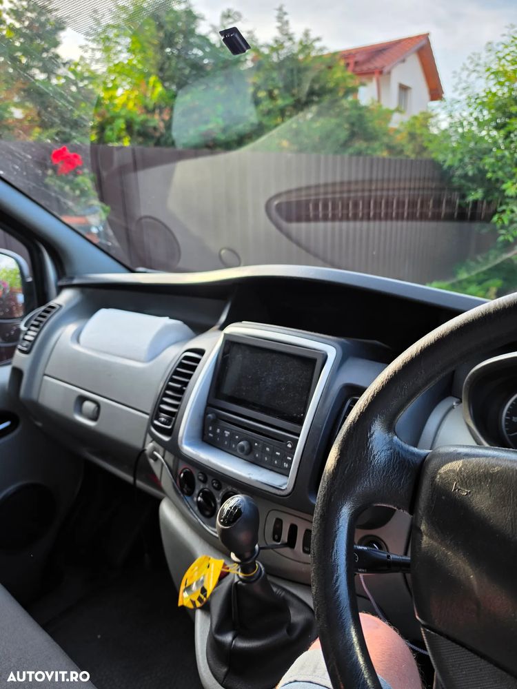 Opel Vivaro - 7
