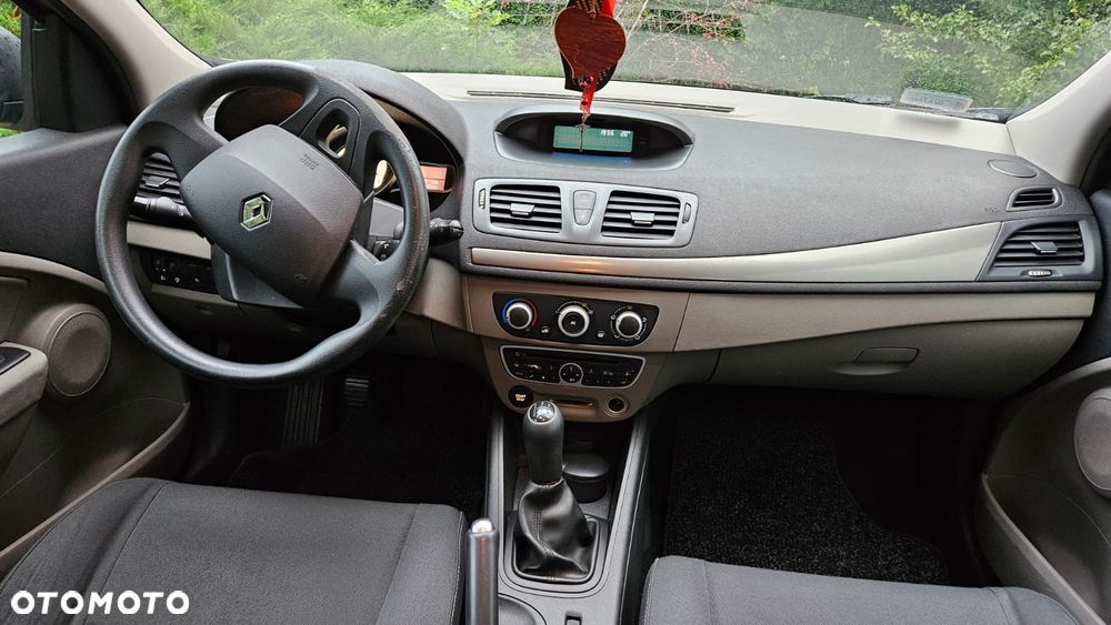 Renault Megane 1.6 16V 100 Authentique - 23