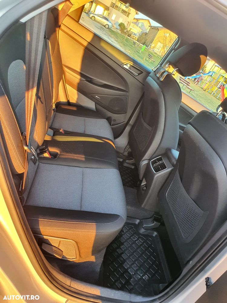 Hyundai Tucson blue 1.6 CRDi 2WD DCT Select - 10