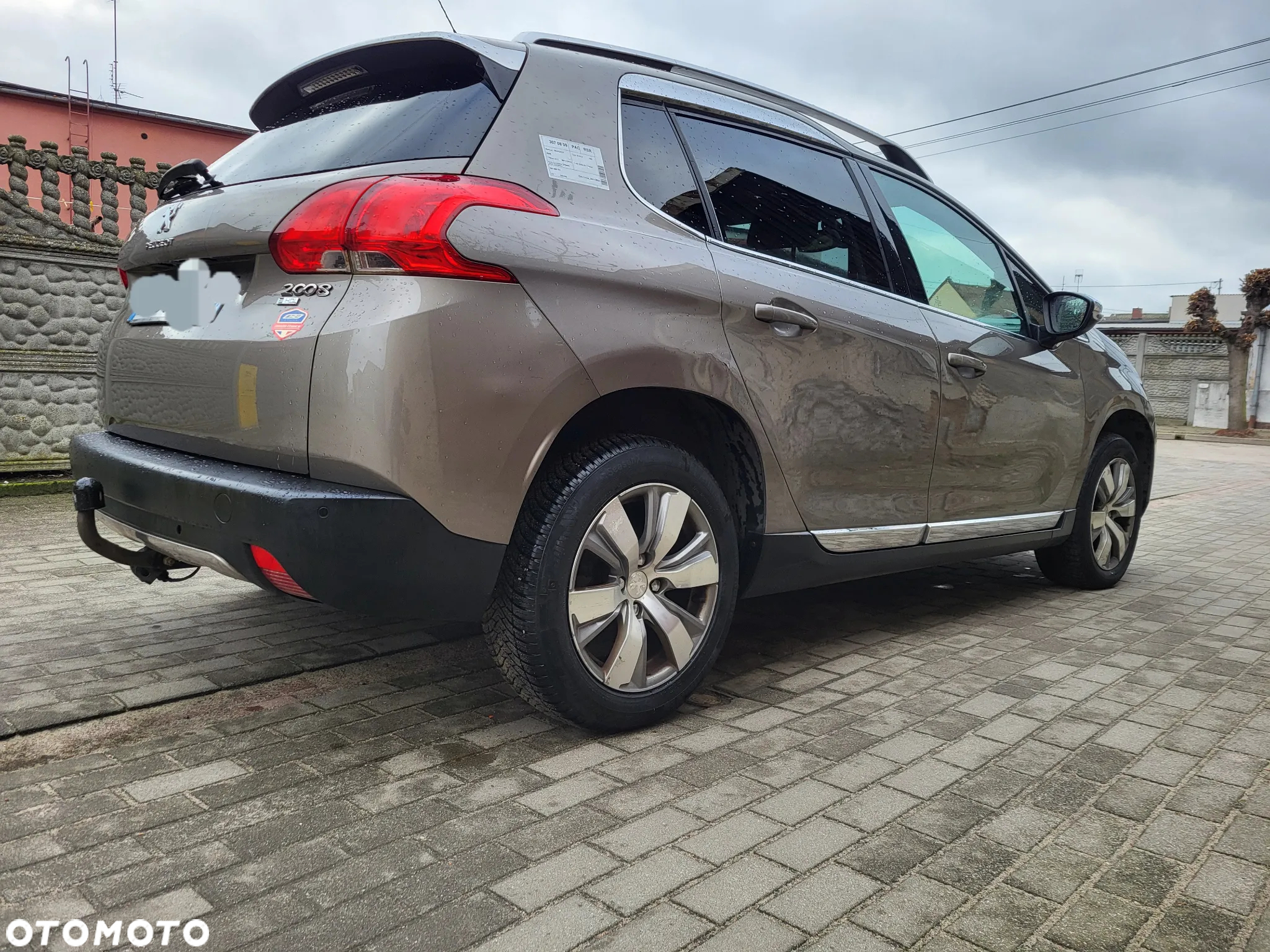 Peugeot 2008 e-HDi FAP 115 STOP & START Allure - 10