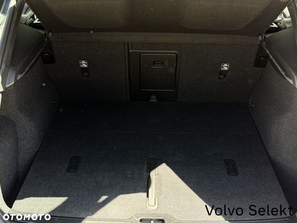 Volvo XC 40 - 11