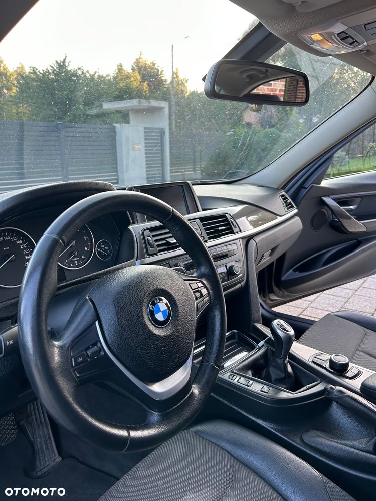 BMW Seria 3 316d - 9