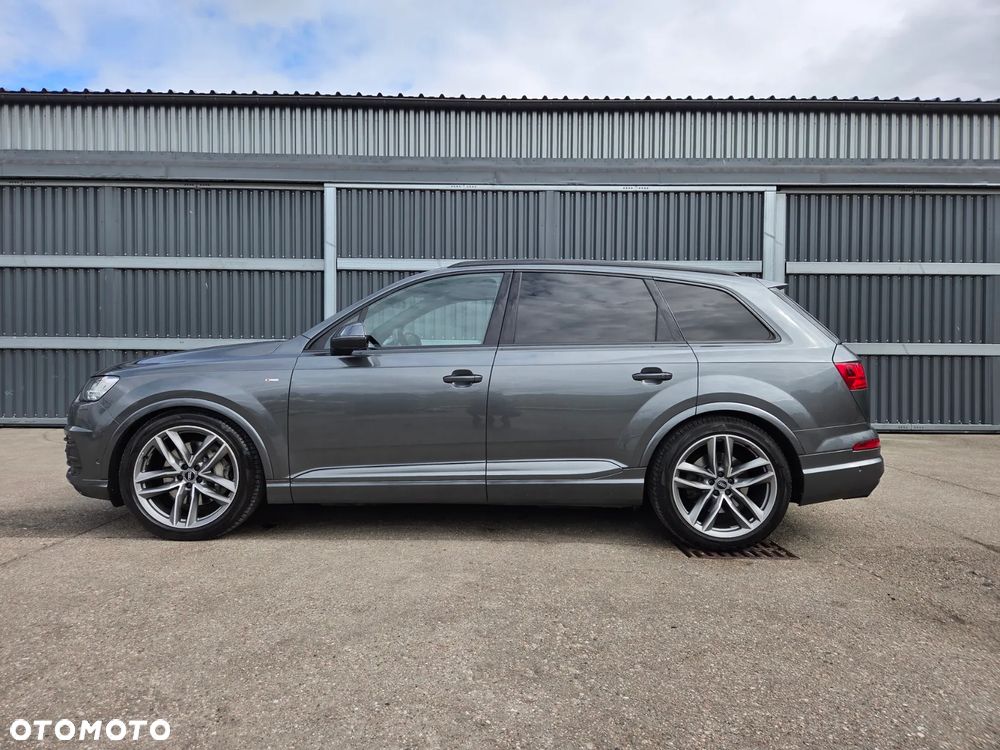 Audi Q7 - 3