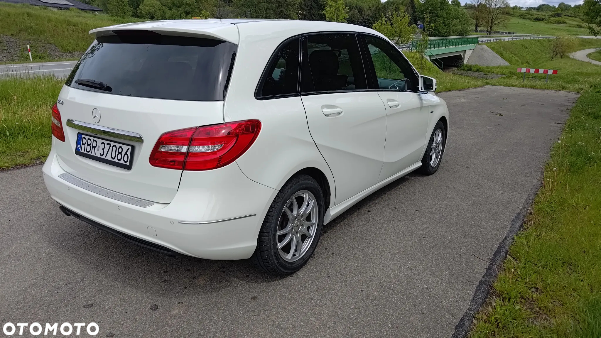 Mercedes-Benz Klasa B 200 - 3