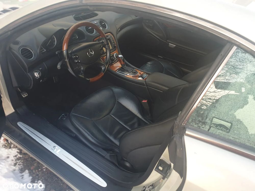 Mercedes-Benz SL - 1