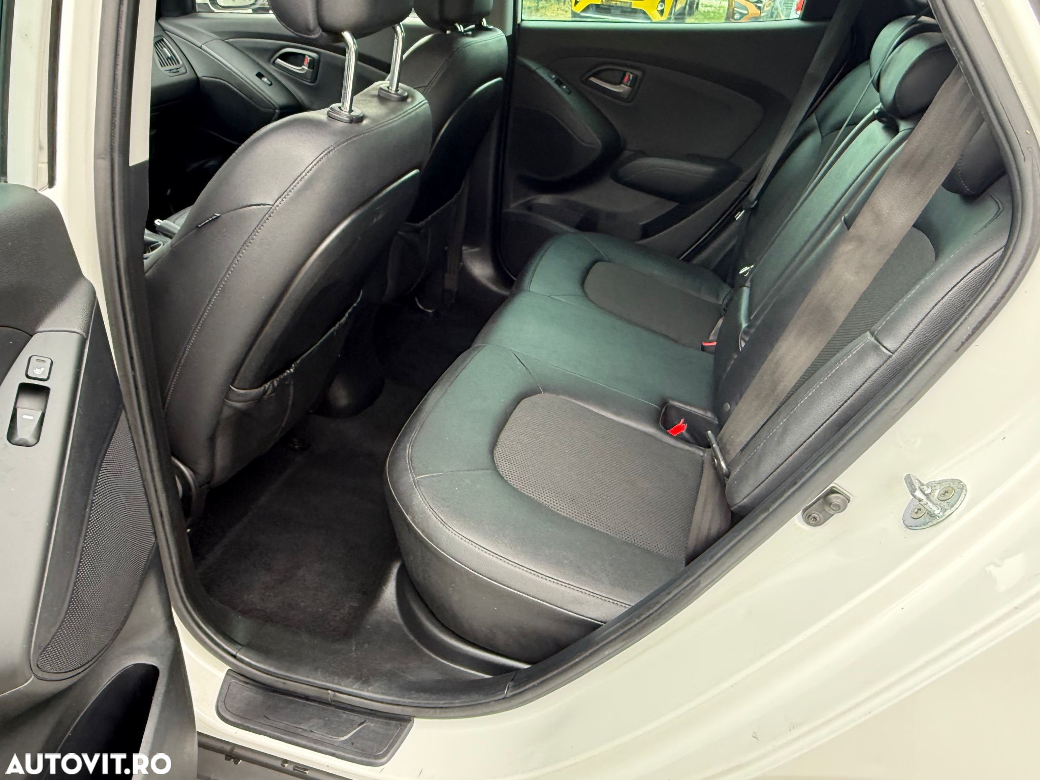 Hyundai ix35 1.7 CRDI 2WD Comfort - 14