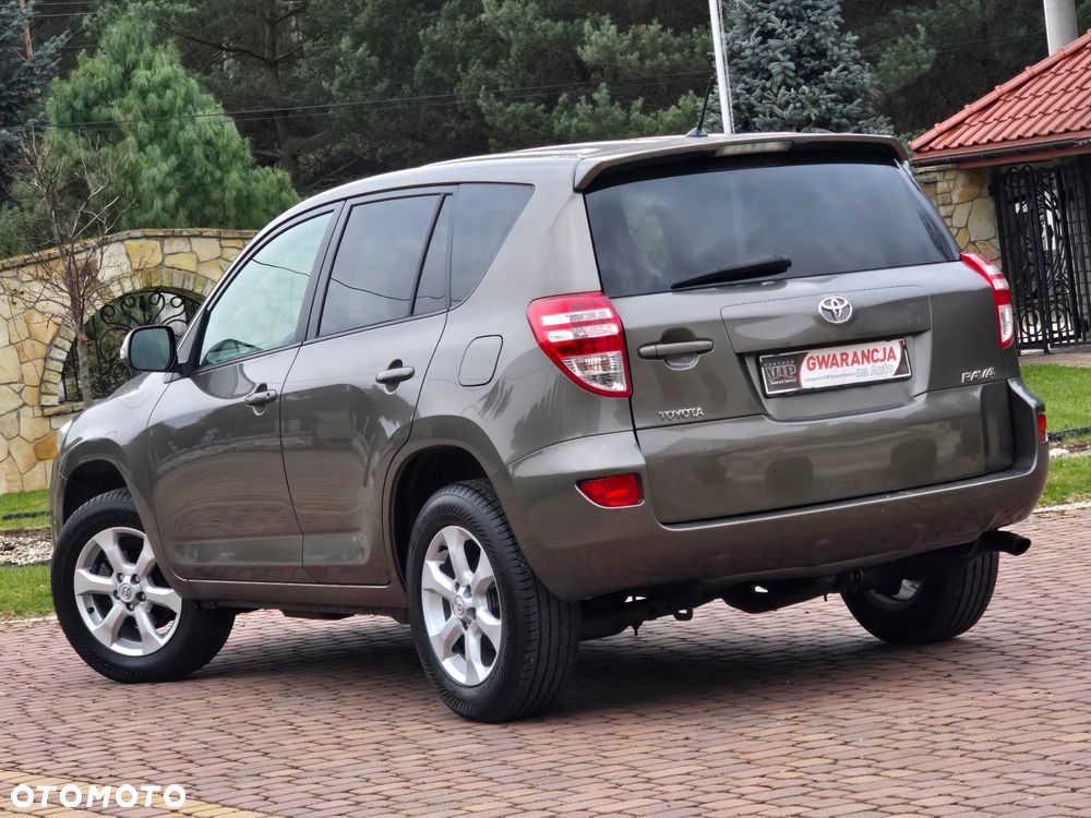 Toyota RAV4 2.0 VVT-i Premium - 4