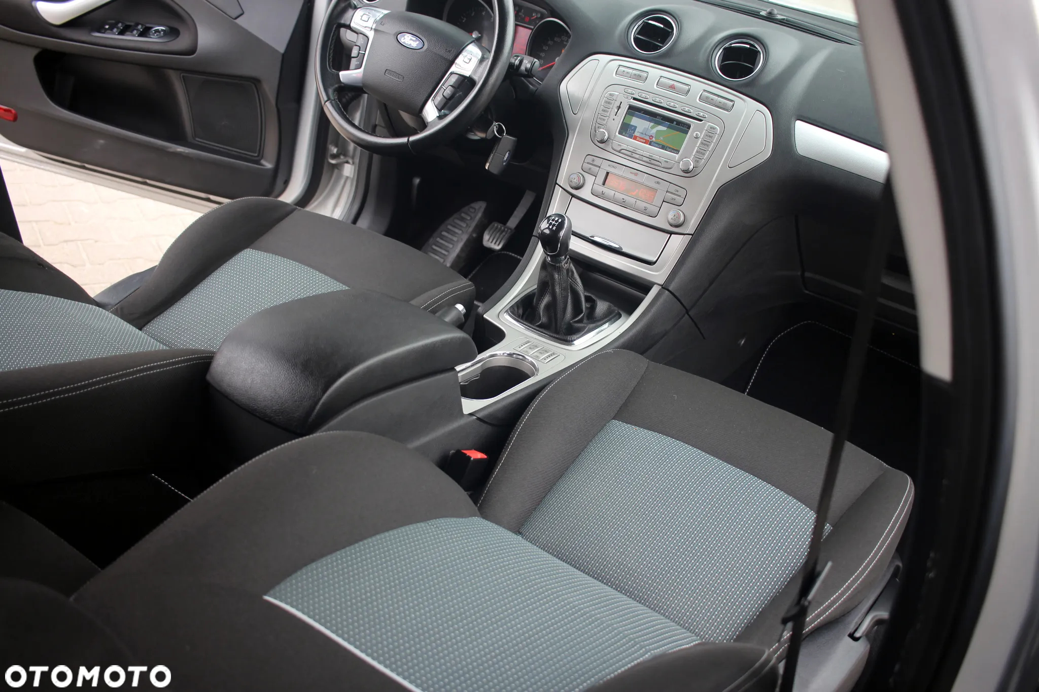 Ford Mondeo 2.0 Champions Edition - 22