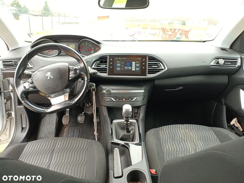 Peugeot 308 BlueHDi FAP 120 Stop&Start Style - 7