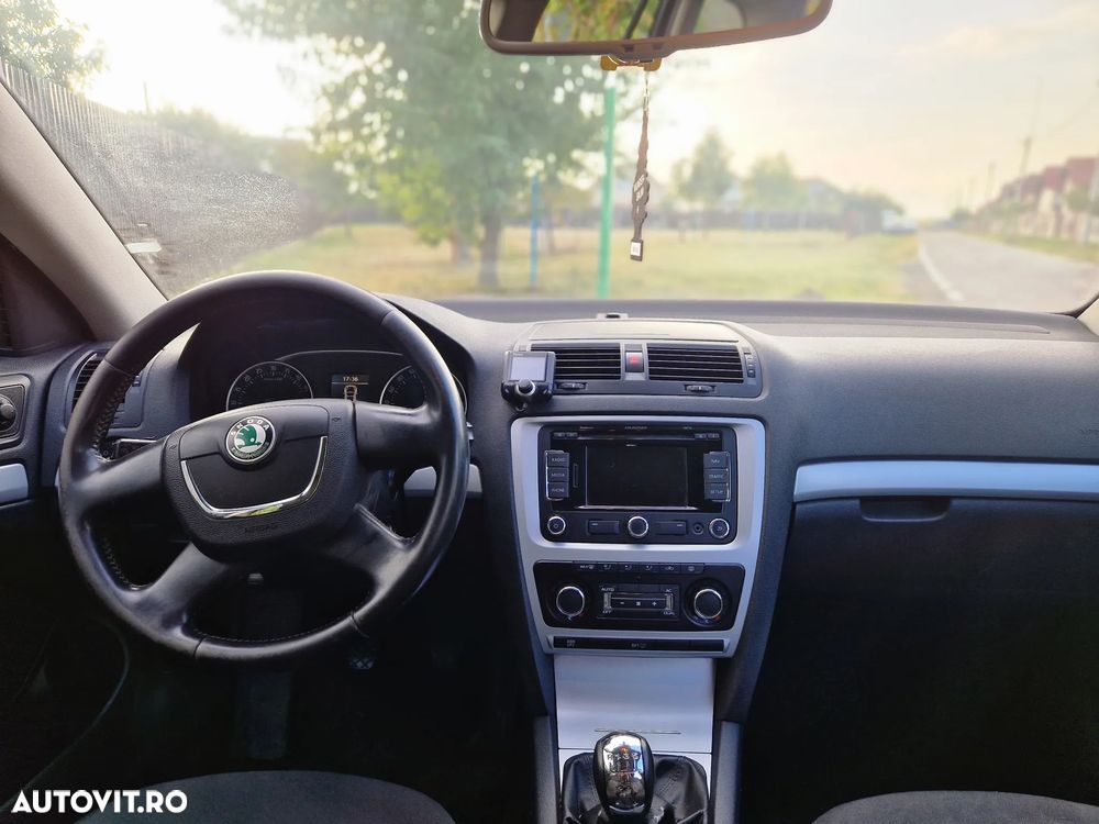 Skoda Octavia Combi 1.9 TDI DPF Ambiente - 11
