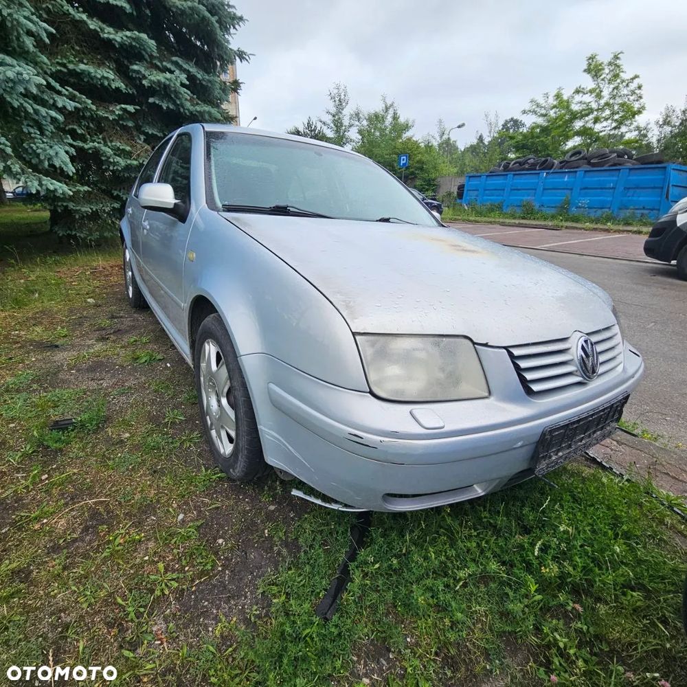 Volkswagen Bora (1999r) 1,6 B 74 kW /100 kM  (kod lak: LA7W) pojazd na części - 6