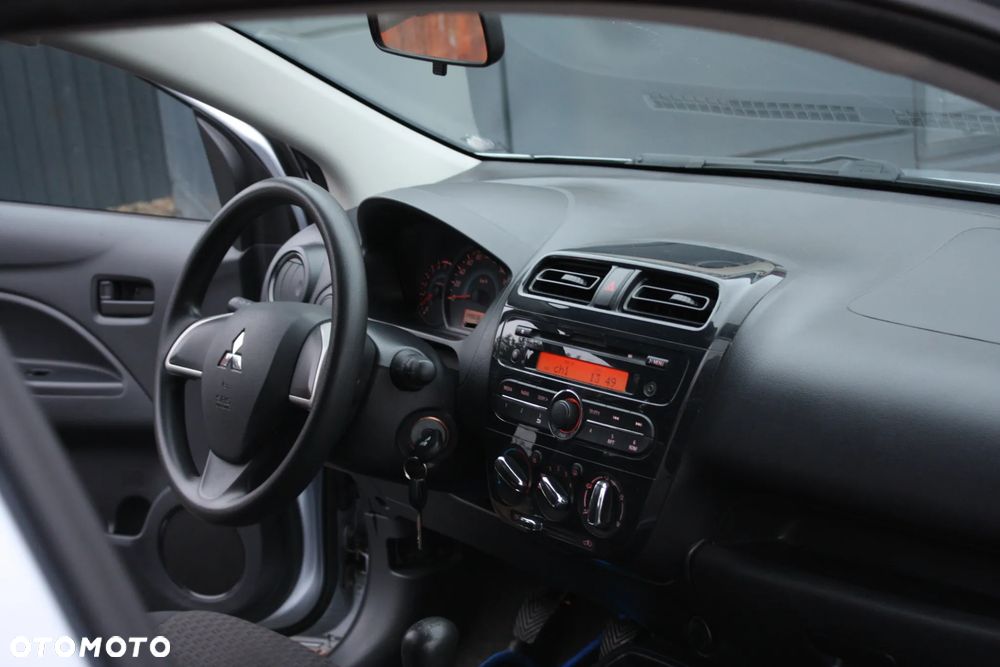 Mitsubishi Space Star 2016