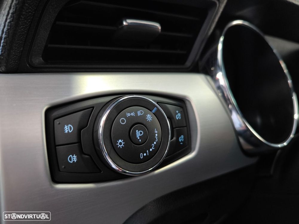 Ford Mustang 2.3i EcoBoost - 24