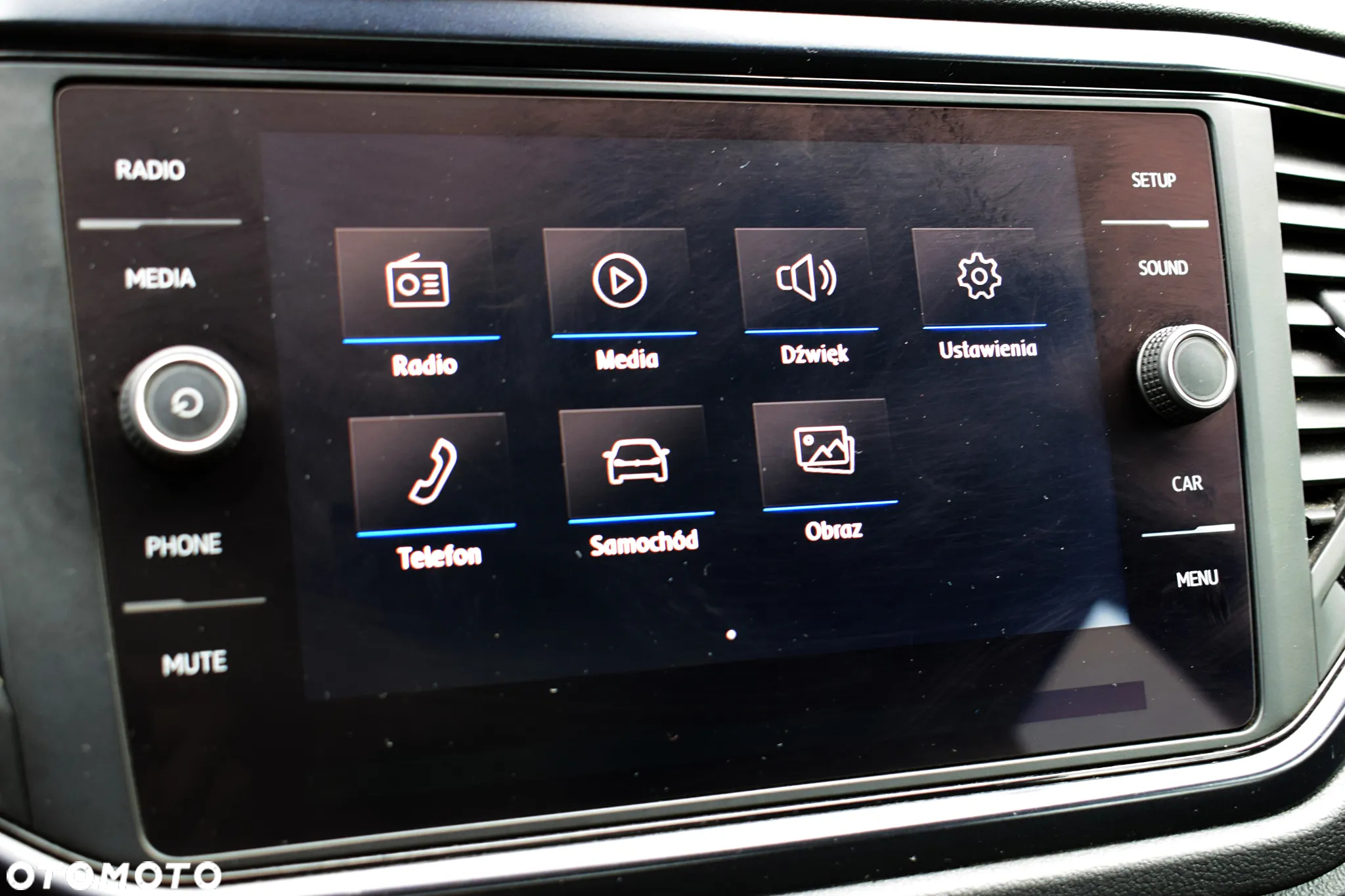 Volkswagen T-Roc 1.0 TSI Advance - 12