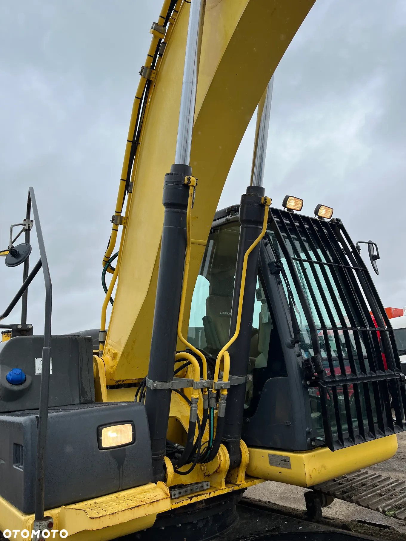 New Holland - 20