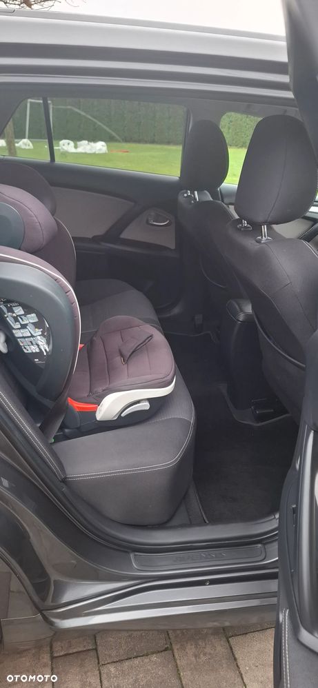 Toyota Avensis 2.0 D-4D Selection - 7