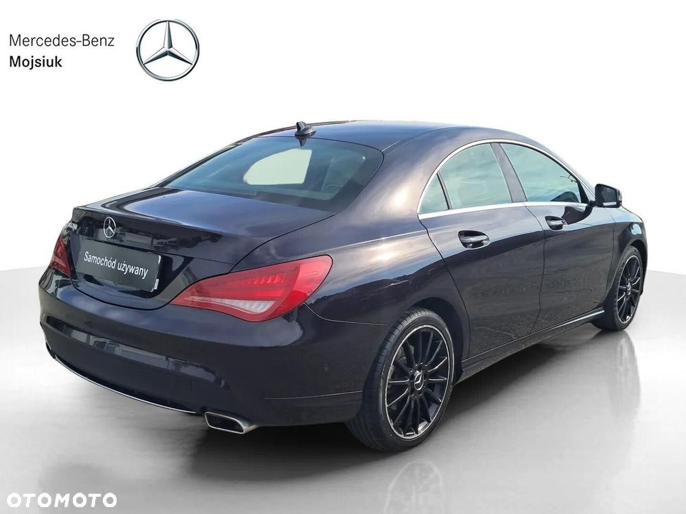 Mercedes-Benz CLA - 9