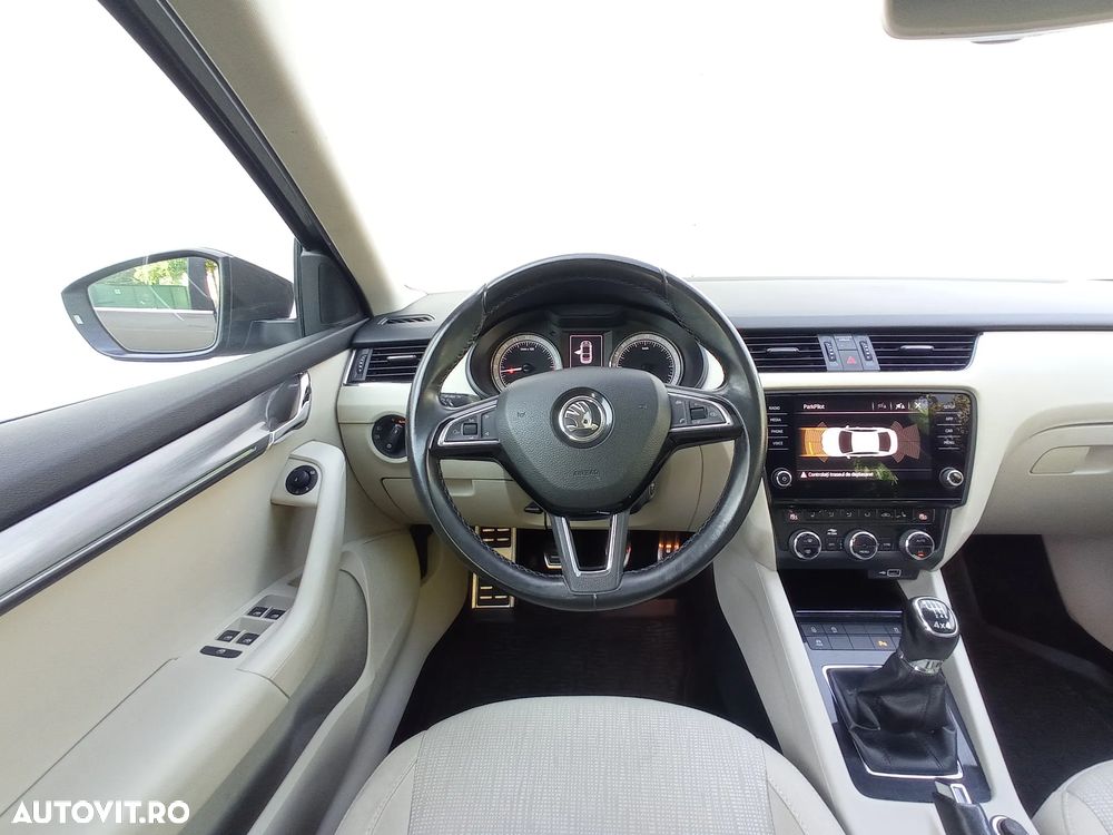 Skoda Octavia 2.0 TDI 4X4 STYLE - 19