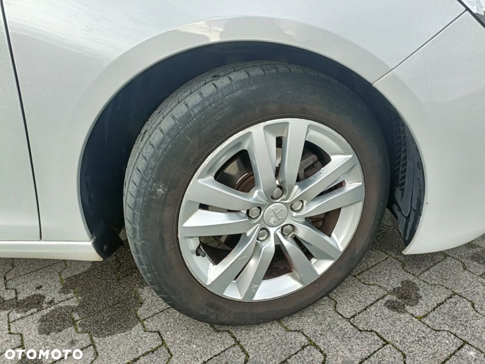 Peugeot 308 1.6 THP Active - 7