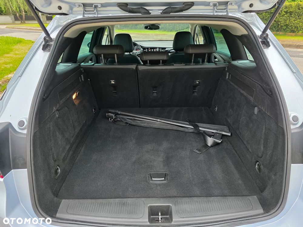 Opel Astra 1.4 Turbo Start/Stop Business - 11