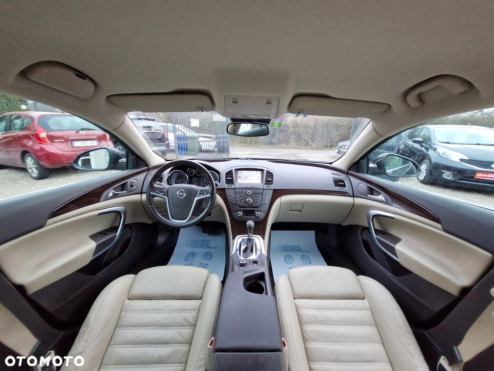 Opel Insignia 2.0 Turbo 4x4 Cosmo - 23
