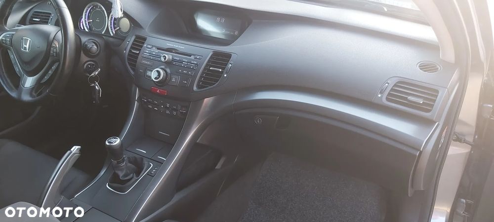 Honda Accord 2.0 Lifestyle - 13
