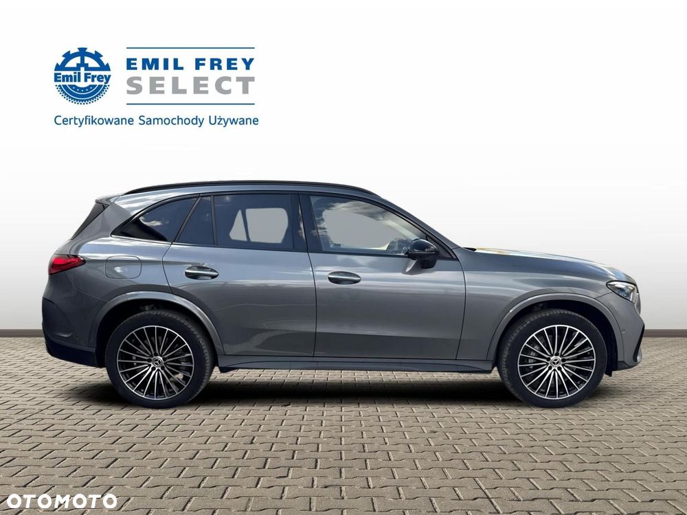 Mercedes-Benz GLC - 7