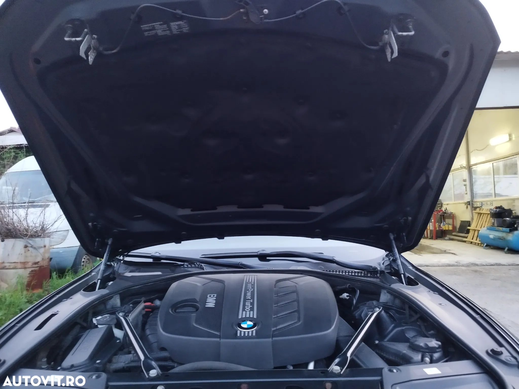 BMW Seria 5 520d Touring Blue Performance - 23