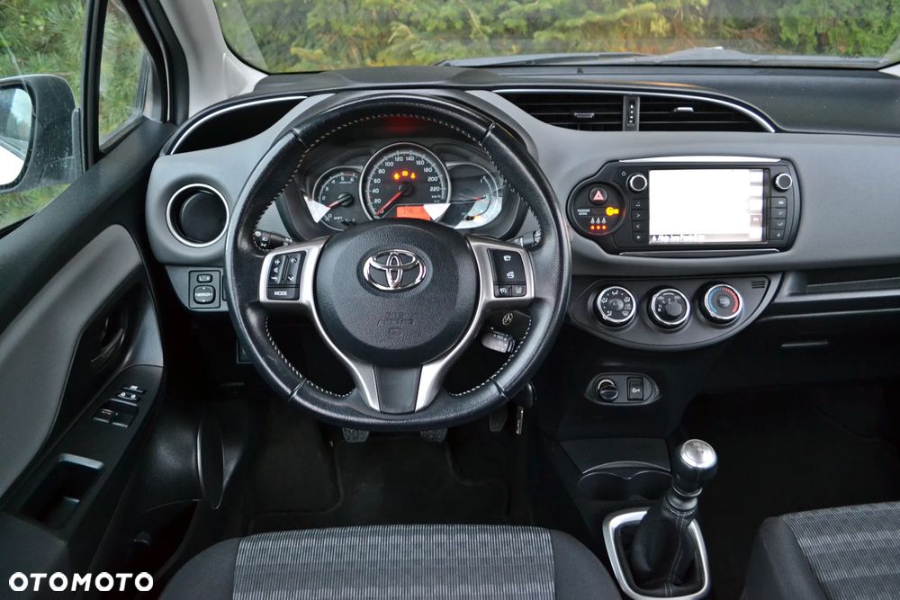 Toyota Yaris 1.4 D-4D - 13
