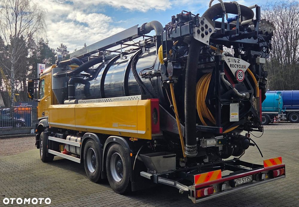 Mercedes-Benz AROCS - 2