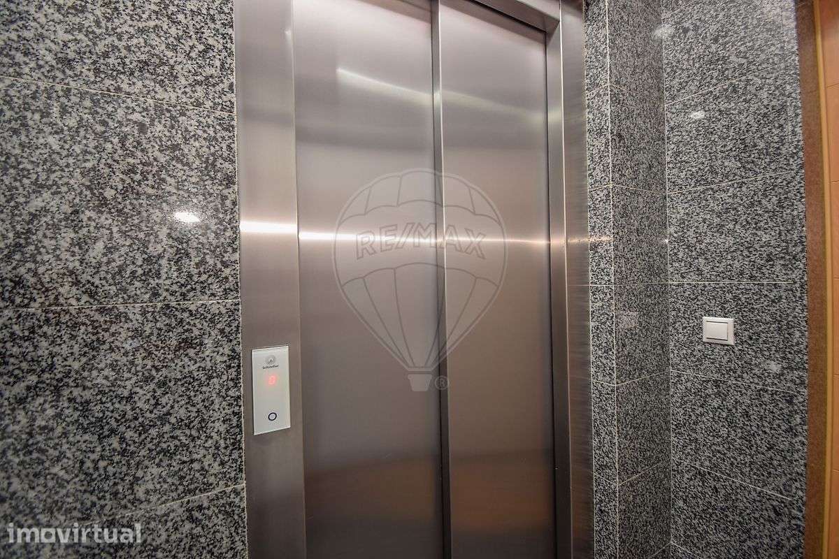 Apartamento T2 para venda - Grande imagem: 2/28