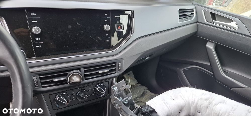 Volkswagen Polo 1.0 TSI OPF DSG R-Line - 11