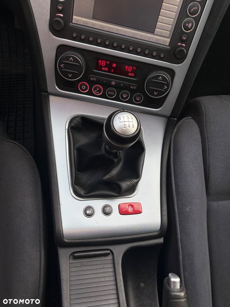 Alfa Romeo 159 1.9JTS Impression - 11