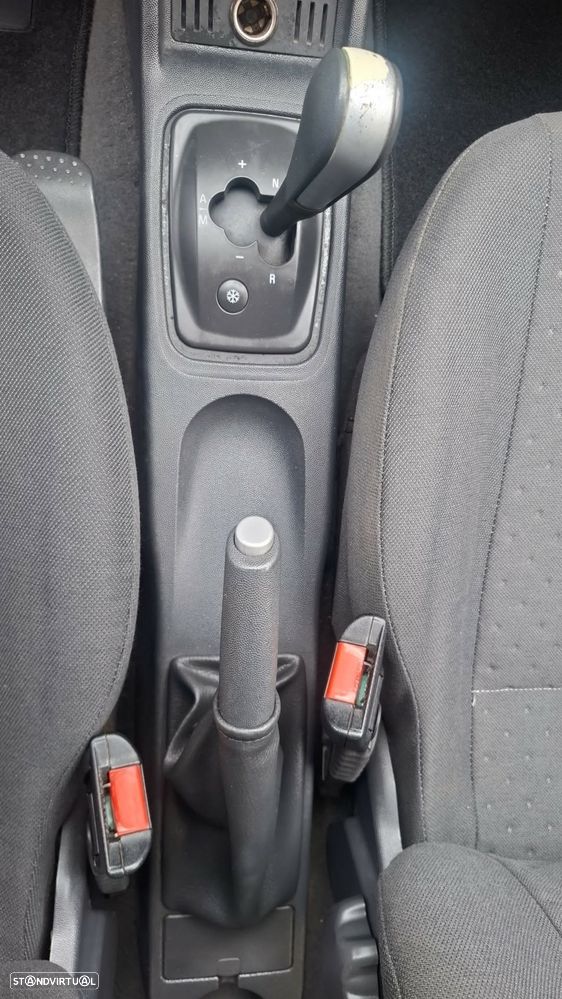 Opel Corsa 1.2 16V Enjoy Easytronic - 14