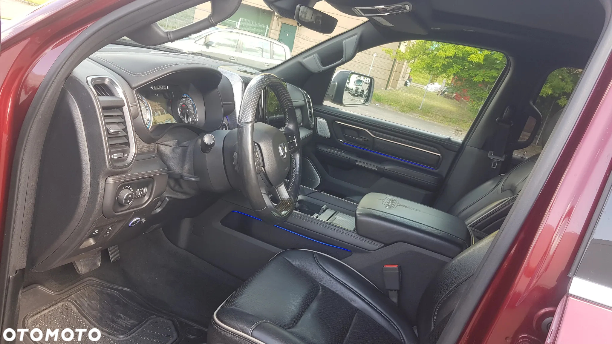 RAM 1500 5.7 Crew Cab Limited - 8