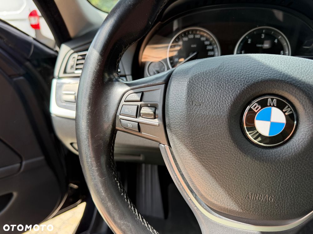 BMW Seria 5 - 24
