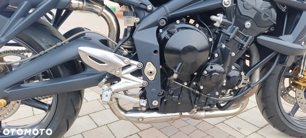 Triumph Street Triple - 24