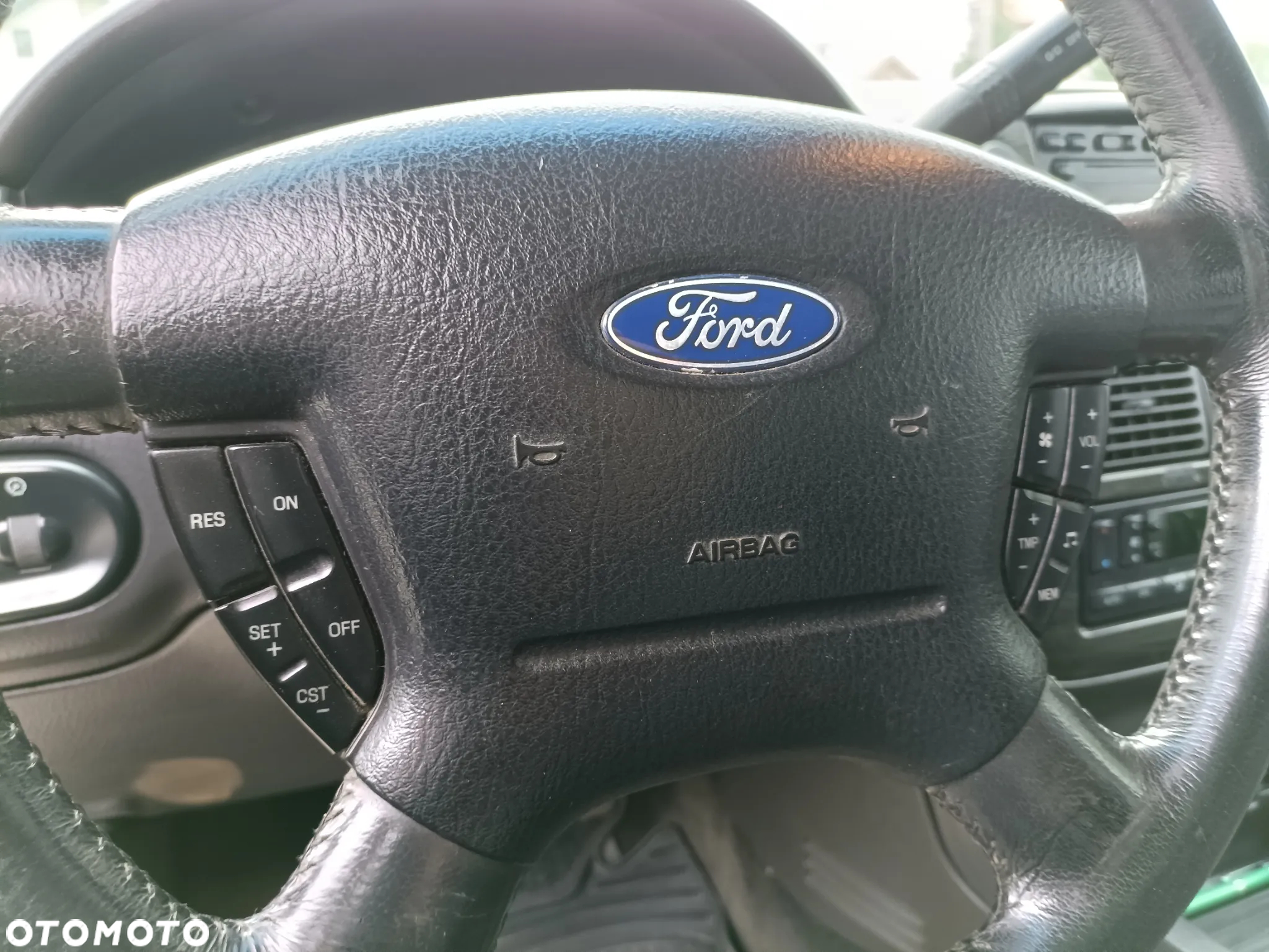 Ford Explorer 4.6 - 17