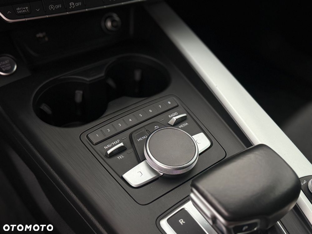 Audi A4 Avant 2.0 TDI S tronic design - 17