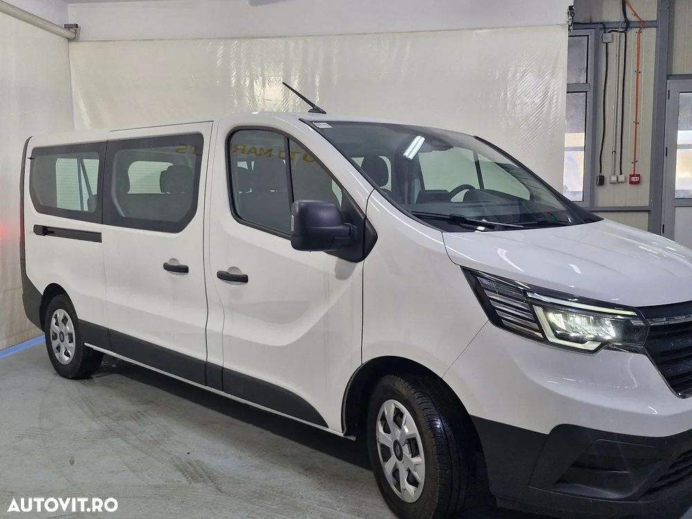 Renault Trafic Combi 2.0 Blue dCi 110 S&S L2 8+1 Life - 13
