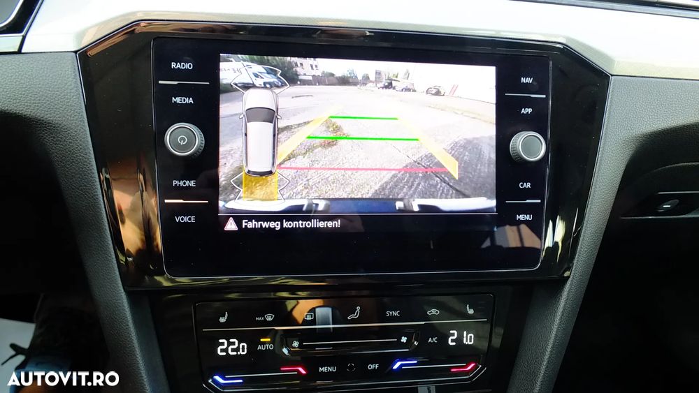 Volkswagen Passat 2.0 TDI SCR DSG Comfortline - 14