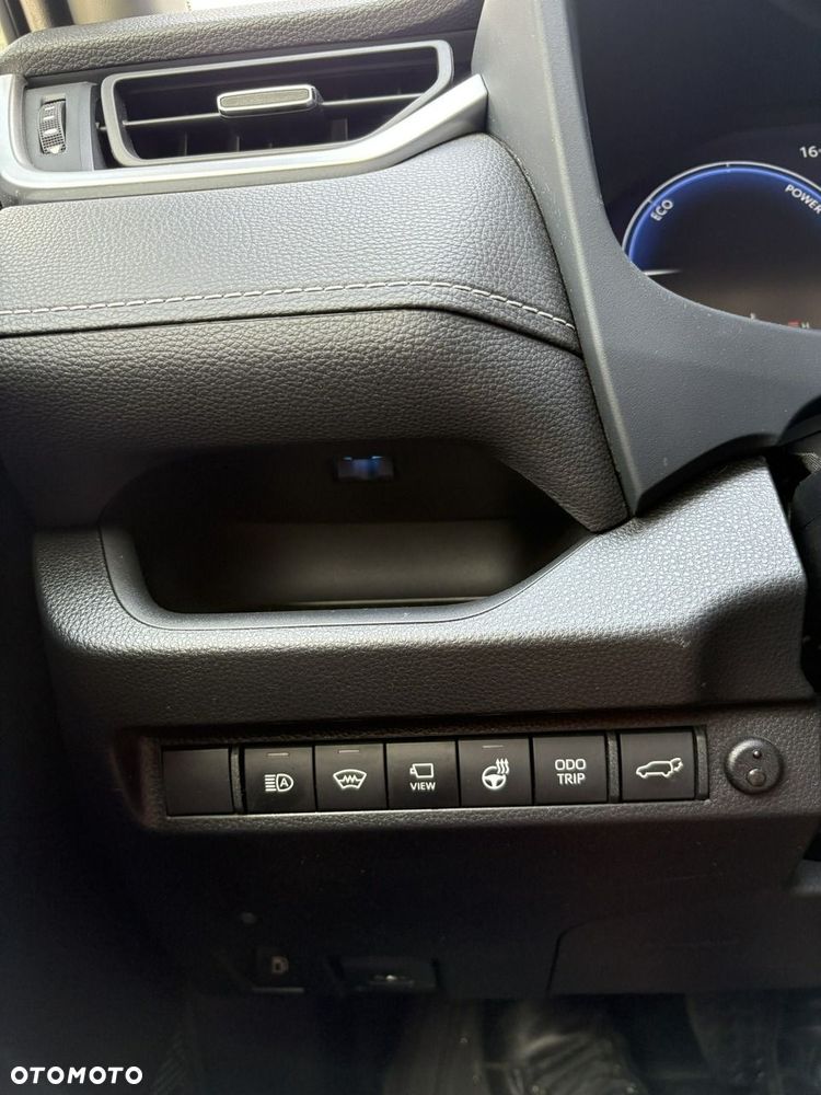 Toyota RAV4 - 30