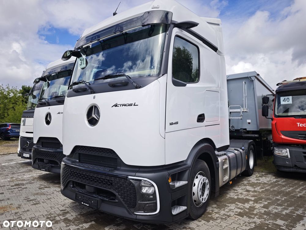 Mercedes-Benz 1845 L Actros - 2