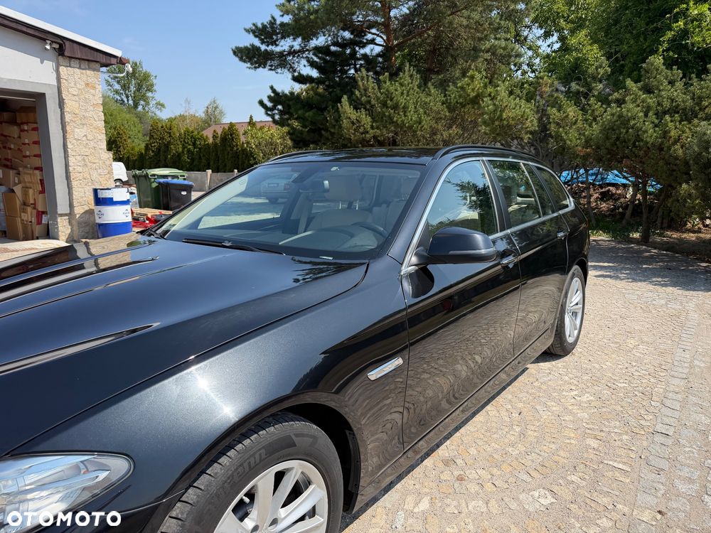 BMW Seria 5 518d Sport Line - 4