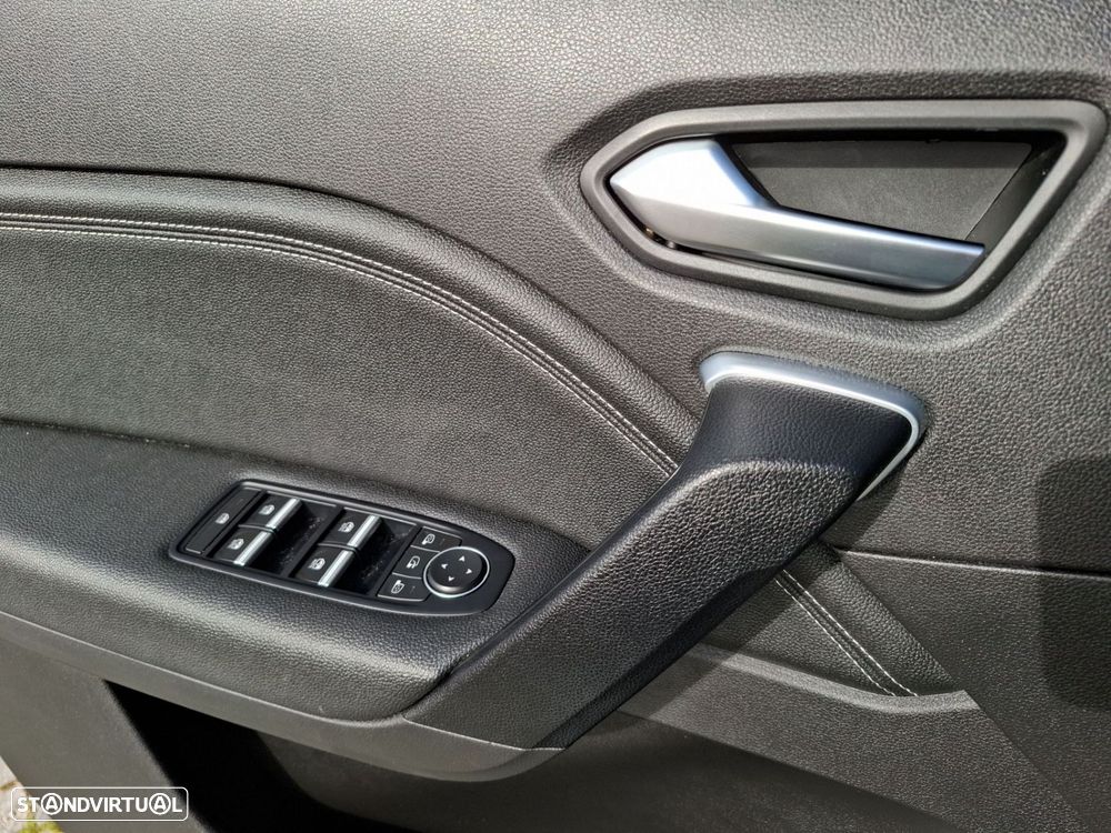 Renault Captur 1.0 TCe Techno - 23