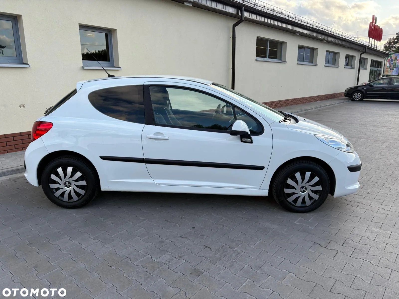 Peugeot 207 1.4 HDi Trendy - 8