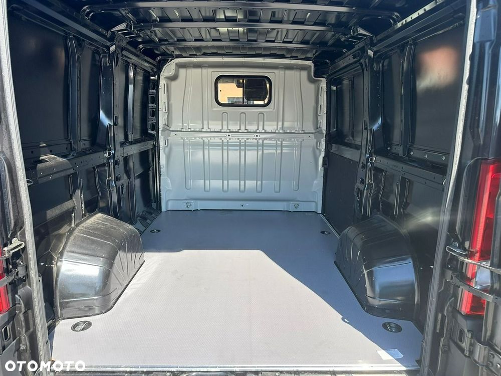 Opel Movano - 13